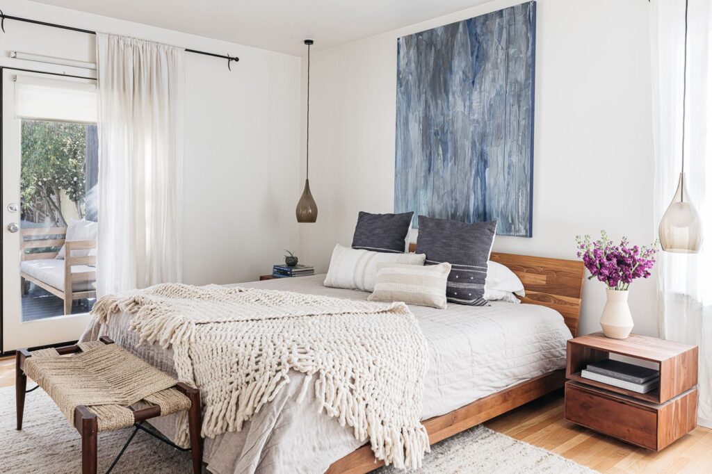 Trang trí phòng ngủ đơn giản ấm áp khi kinh doanh homestay